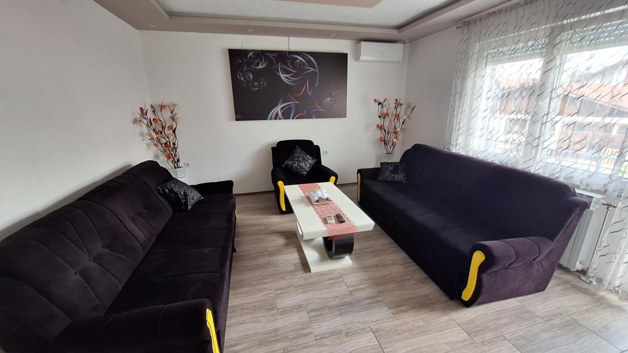 Kaca Apartmani 1 Banja Luka Exterior foto