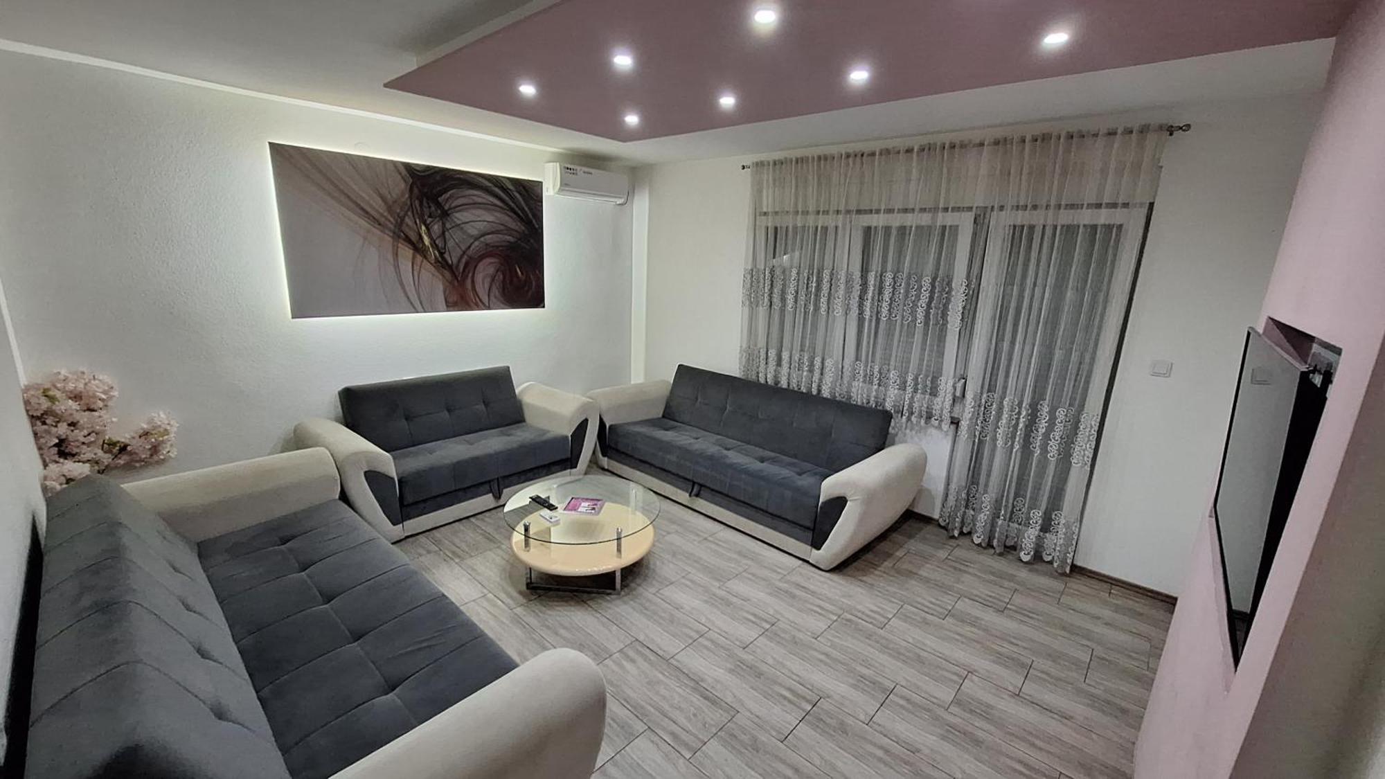 Kaca Apartmani 1 Banja Luka Exterior foto