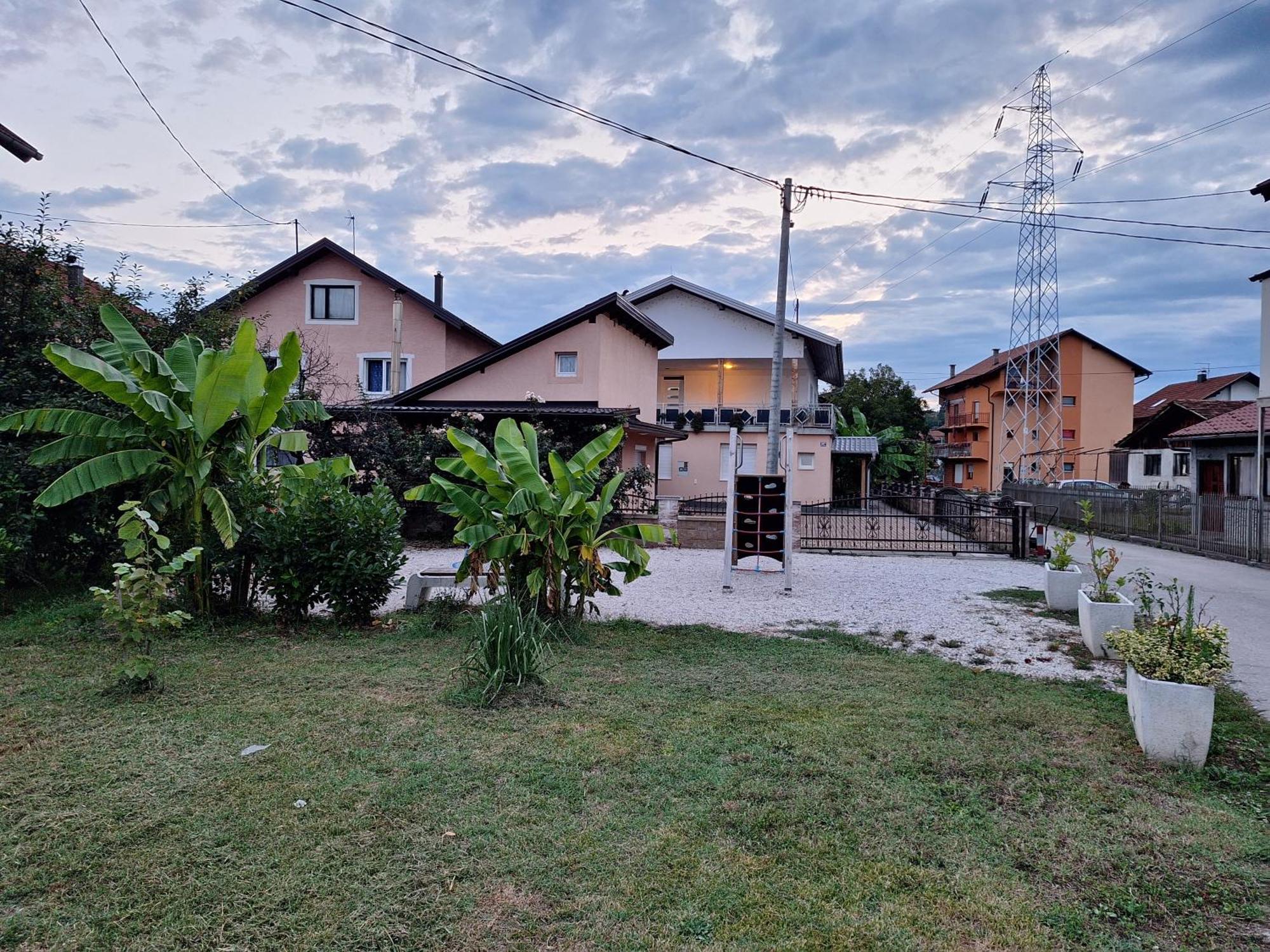 Kaca Apartmani 1 Banja Luka Exterior foto