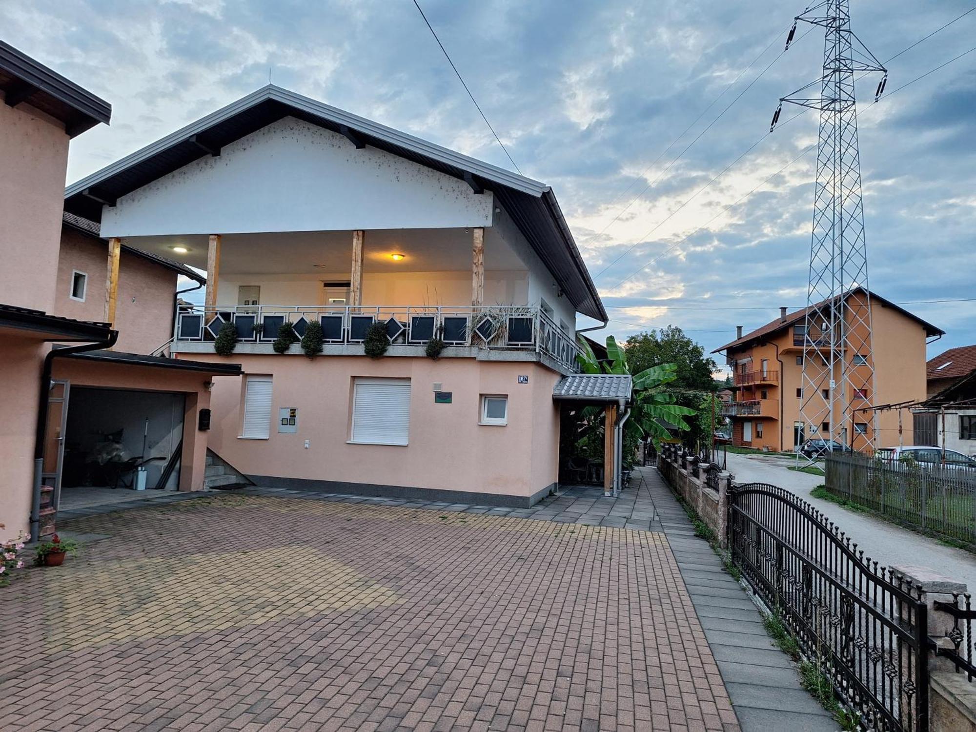 Kaca Apartmani 1 Banja Luka Exterior foto
