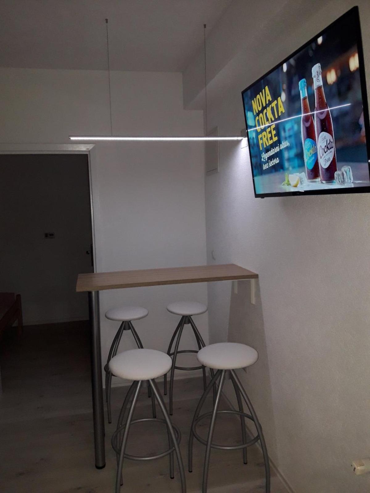 Kaca Apartmani 1 Banja Luka Exterior foto