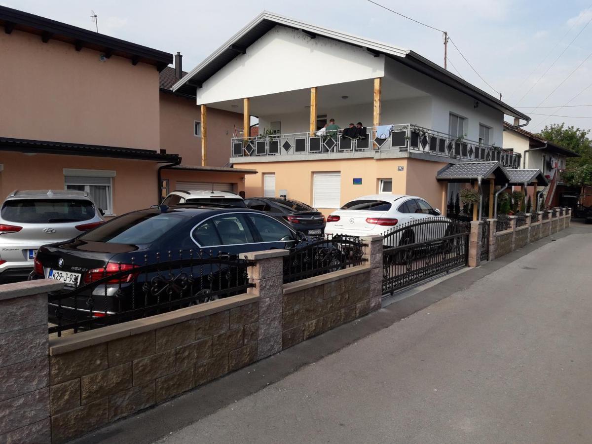 Kaca Apartmani 1 Banja Luka Exterior foto